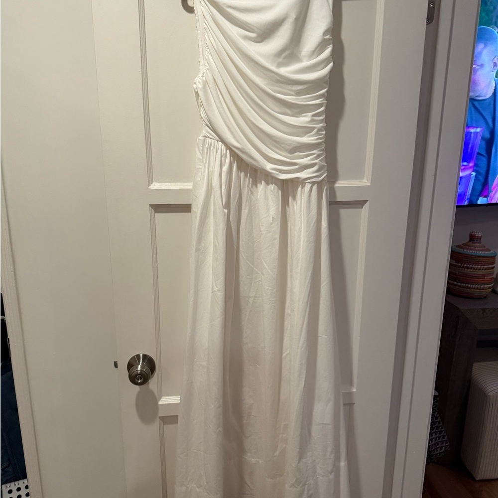 DISSH White Sleeveless Midi Dress - Picture 4 of 8